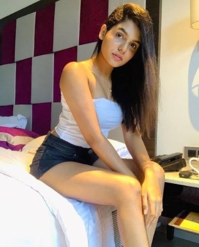 Housewife Escort call girls' rates in Lucknow Aliganj are affordable. Escorts have a stylish look and a slim figure. They dress attractively and look sensual.